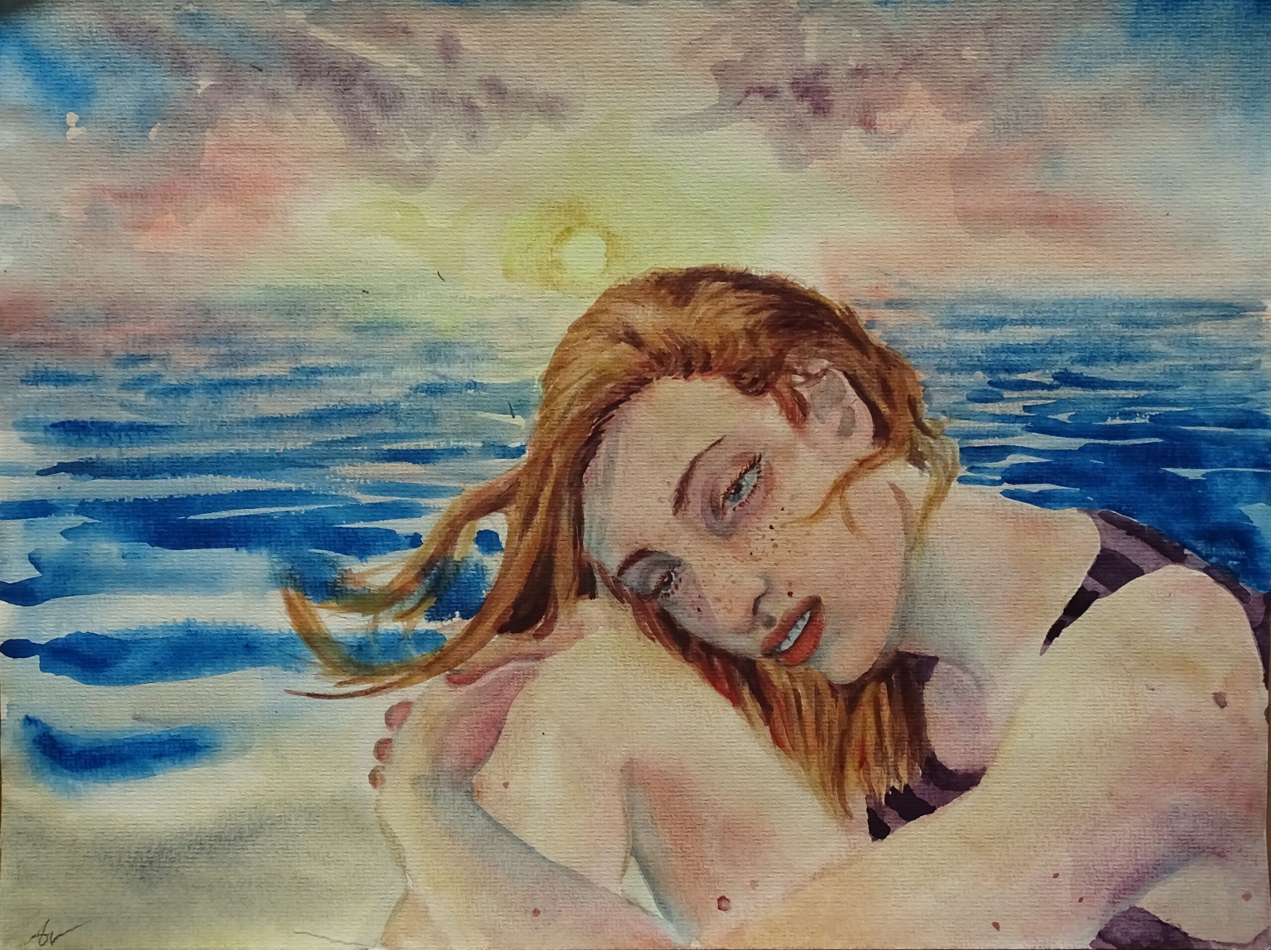 Aquarellbild einer Frau im Badeanzug, sitzend, die Beine angezogen und den Kopf auf die Knie gelehnt. Sie wirkt verträumt oder schläfrig. Im Hintergrund ist das Meer in der Dämmerung zu sehen.